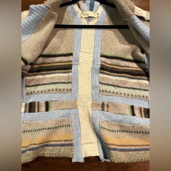 Ethyria mixed media wool blend sweater - Picture 6 of 10